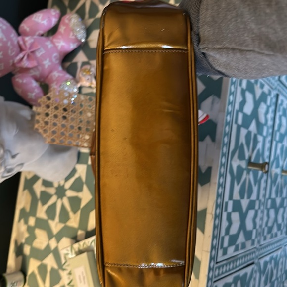 GUCCI Vintage 1970's Bamboo Shoulder Bag Enamel Bronzy/Gold - Picture 6 of 7